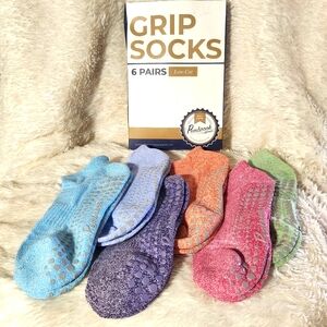 Pembrook Grip Socks